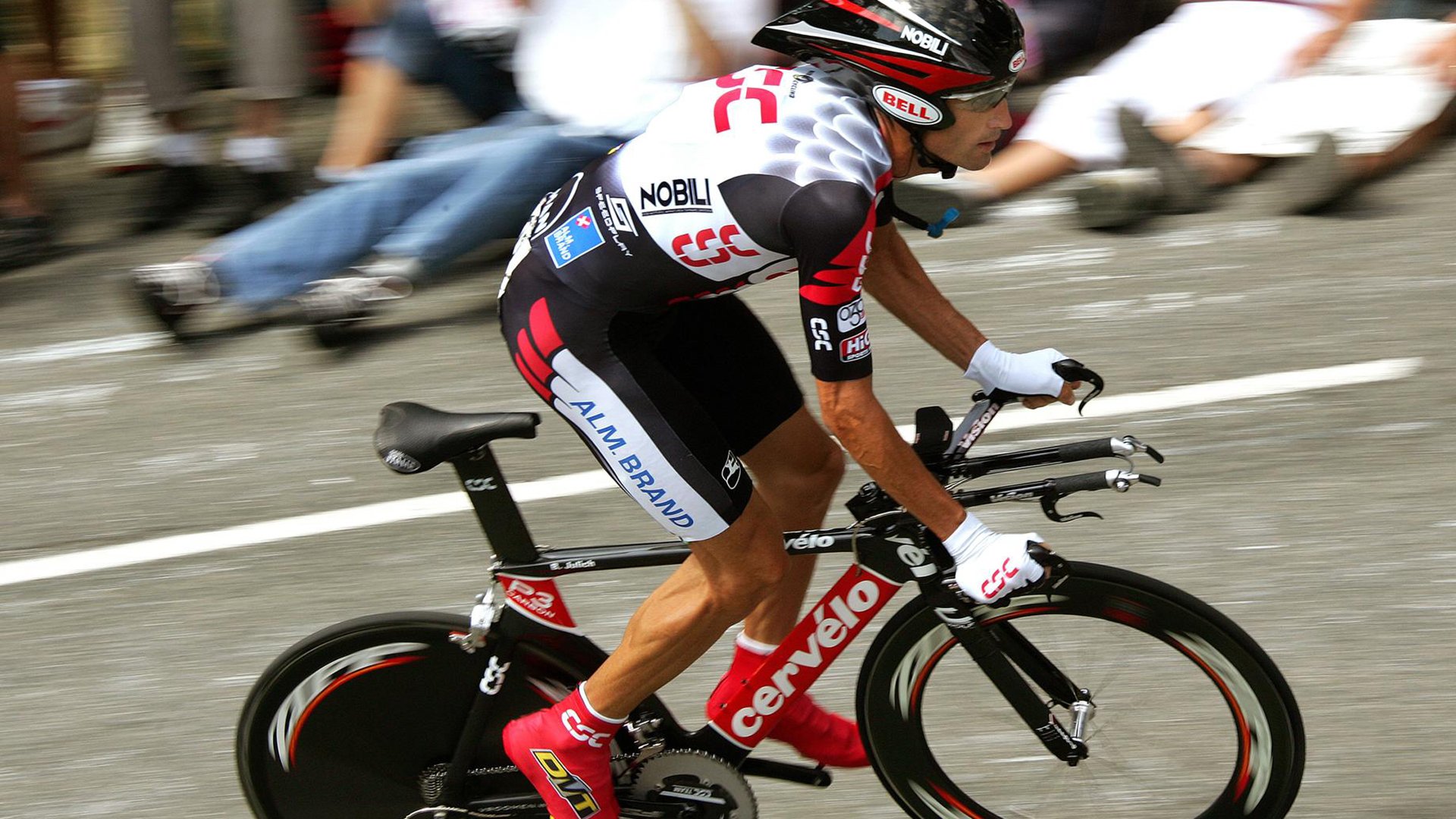 AC MILAN SPORTS全站-伯恩利防守回追意识显著增强，伯恩利队